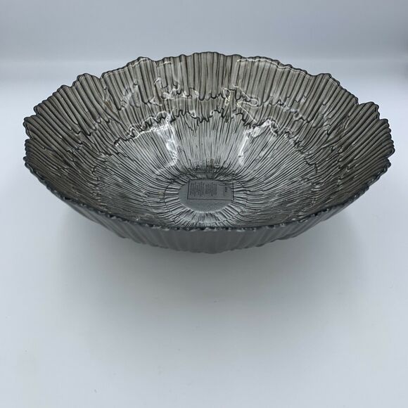 Arda Glassware Silver Handpainted Bowl - Picture 4 of 8